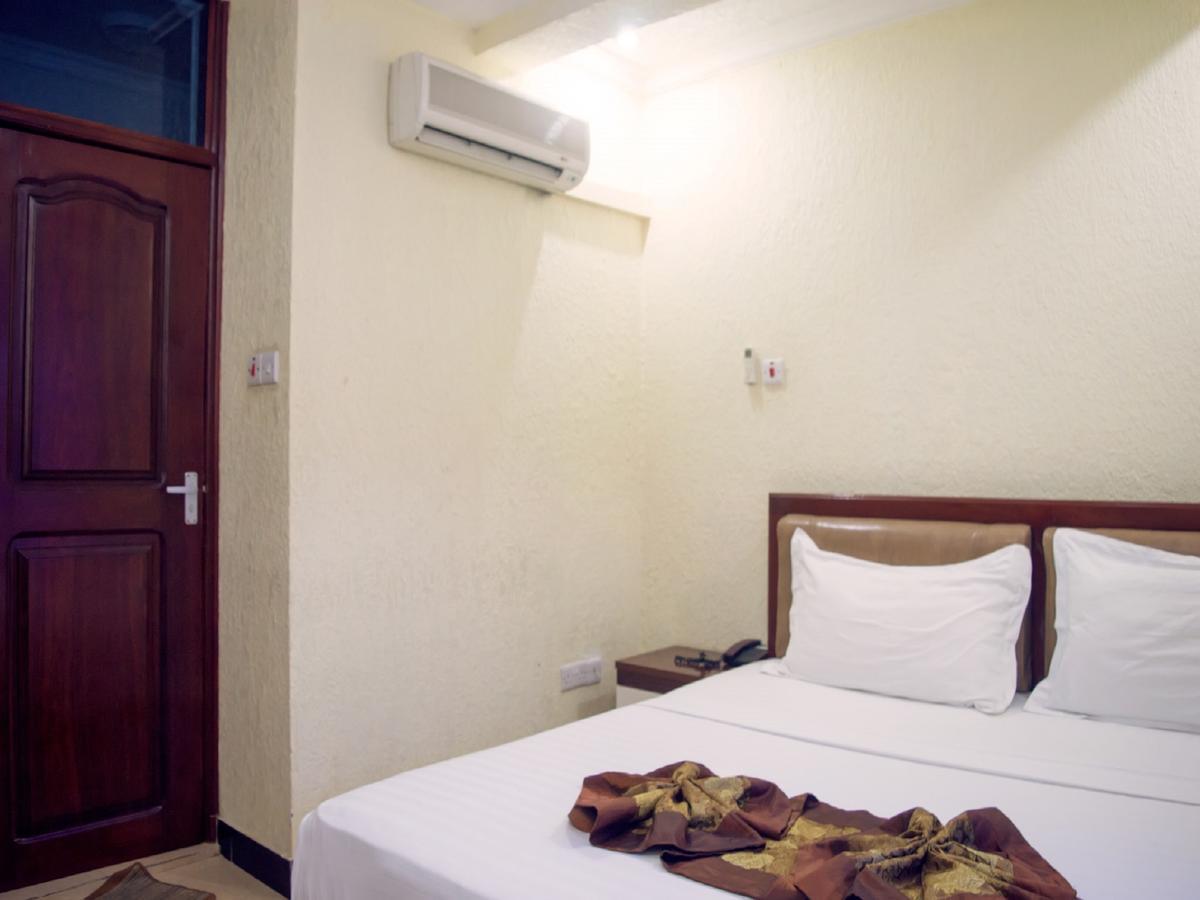 Best Point Hotel Dar-es-Salaam Eksteriør bilde